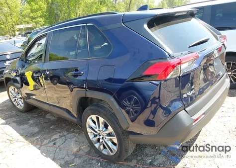 2022 Toyota Rav4 Xle Premium z USA, uszkodzony, nr VIN 2T3C1RFVXNW231752
